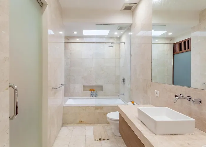 Asrina Villa's Villa Seminyak (Bali)